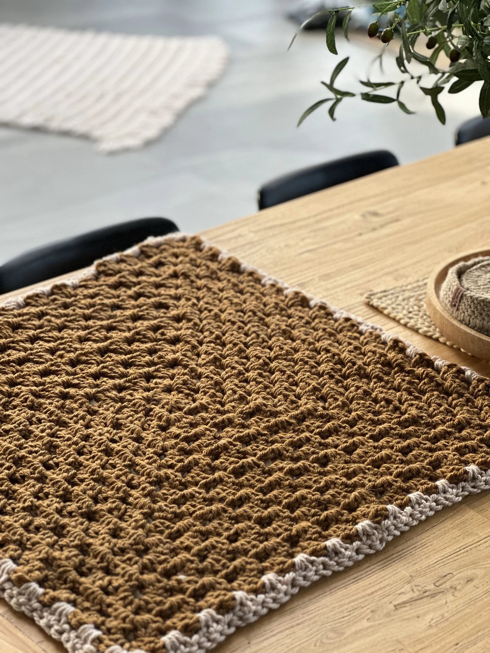 9 Square Granny Throw – Cozy & Colorful Blanket Crochet Pattern