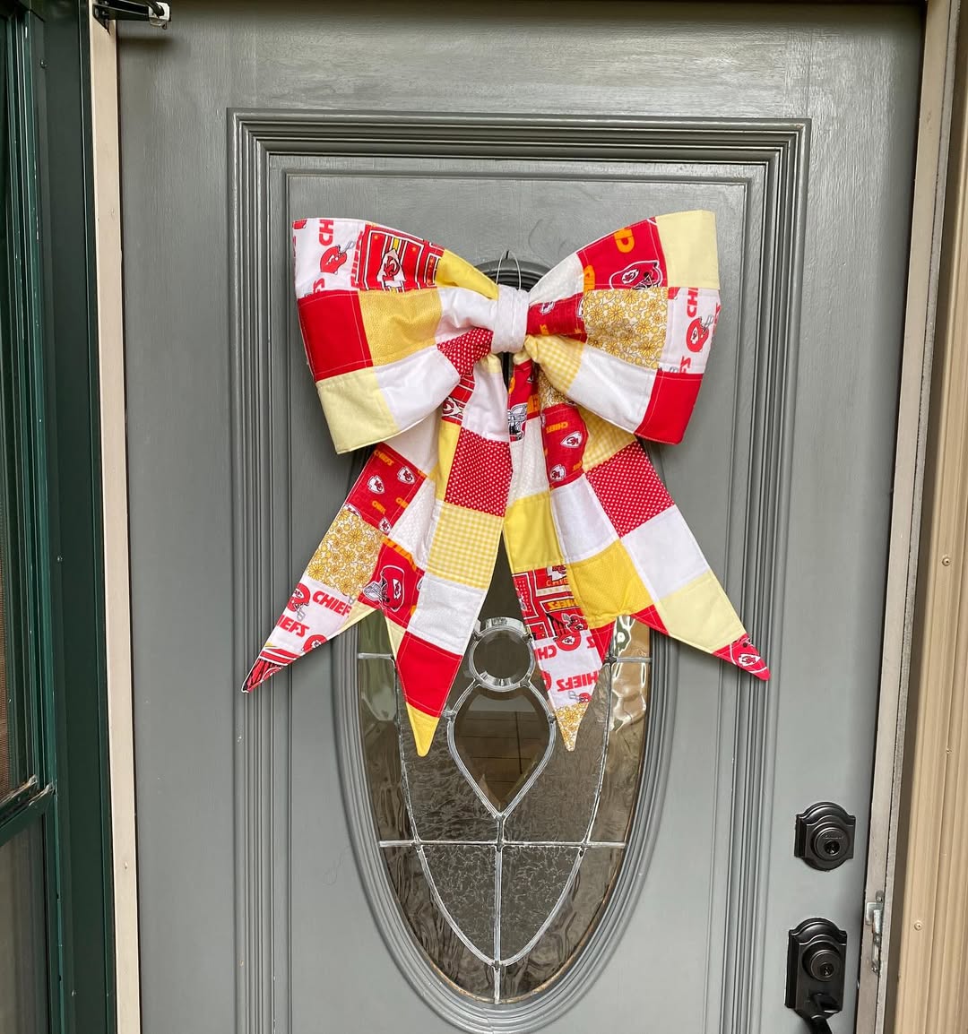 The Big Giant Reversible Quilted Bow – PDF + Video Guide Sewing Pattern