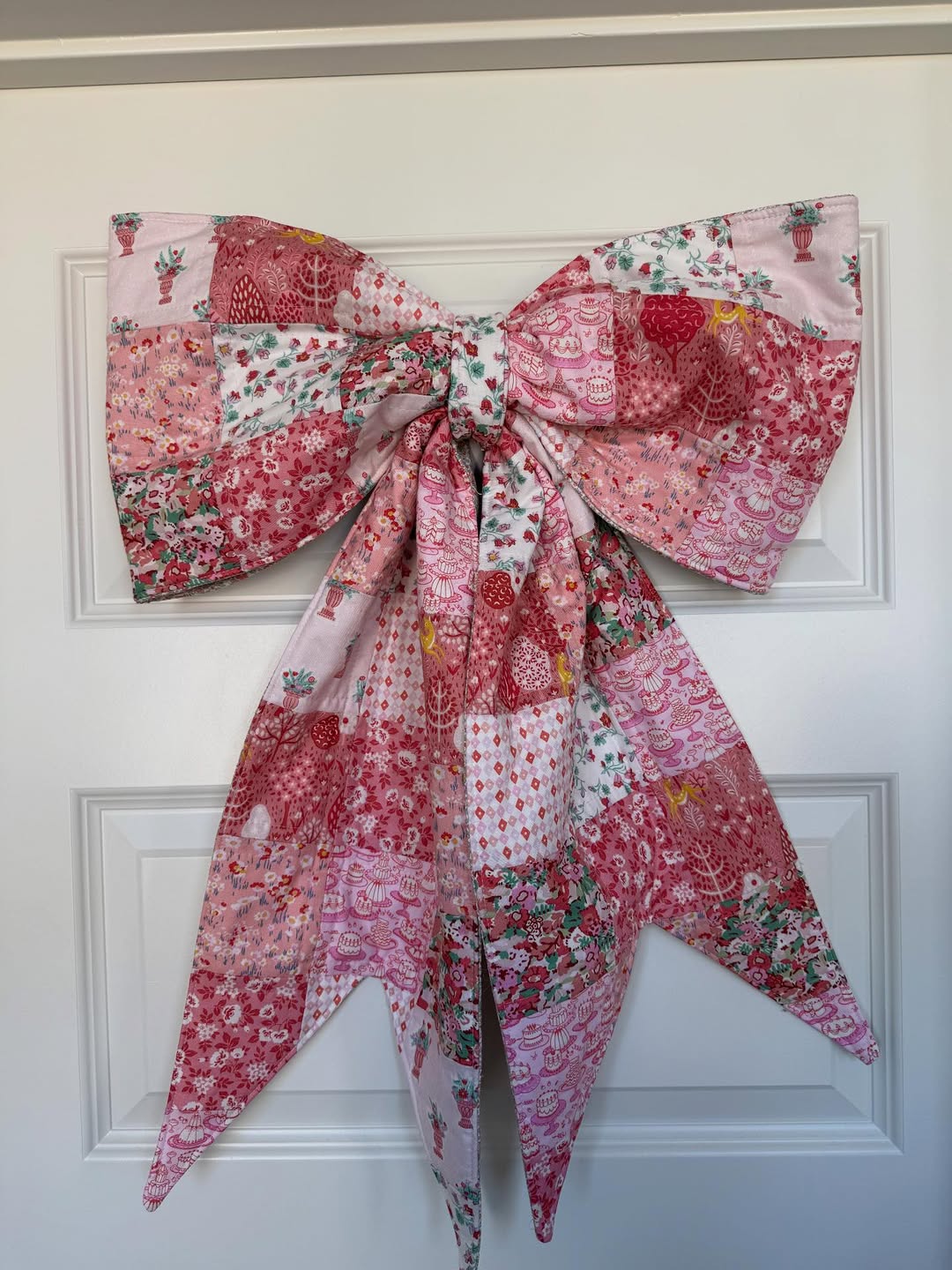 The Big Giant Reversible Quilted Bow – PDF + Video Guide Sewing Pattern